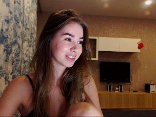 Екранни снимки на излъчване LollyurVirgin