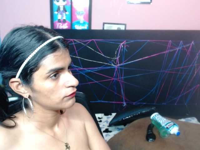 Екранни снимки на излъчване lolythx