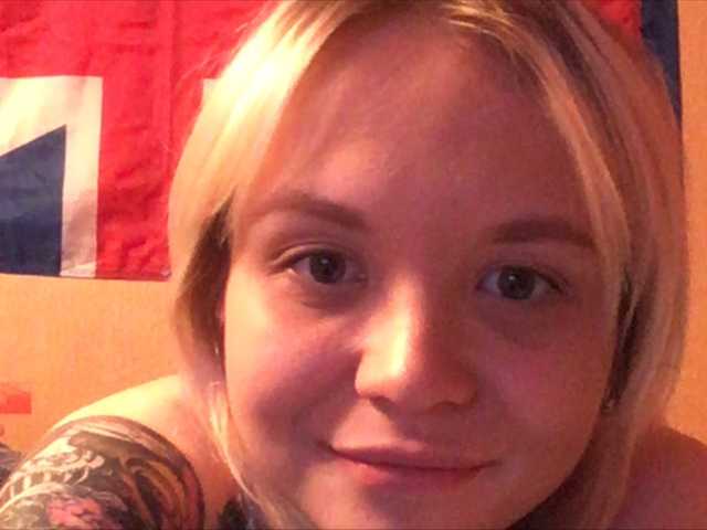 Екранни снимки на излъчване LolyYogSotho9