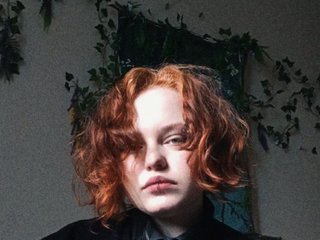 Еротичен видео чат Looly-Rise