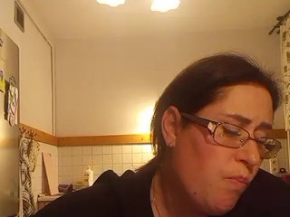 Еротичен видео чат VolshEbnutaya_001