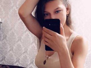 Еротичен видео чат Love-Malinka