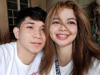 Еротичен видео чат LovelyAngelss