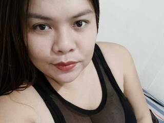 Еротичен видео чат LovelyAnn30