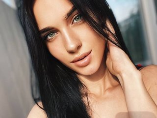 Еротичен видео чат LovelyLina