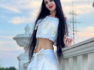 Еротичен видео чат LoyaRoi