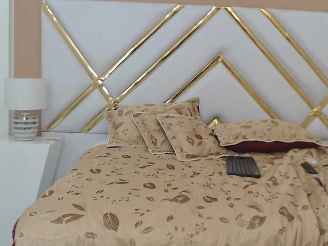 Екранни снимки на излъчване LucianaCollin