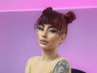 Еротичен видео чат LuckyMya