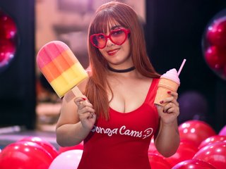 Еротичен видео чат Lucy-Adams