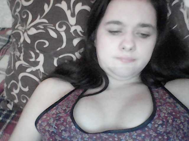 Екранни снимки на излъчване LucyAnDay