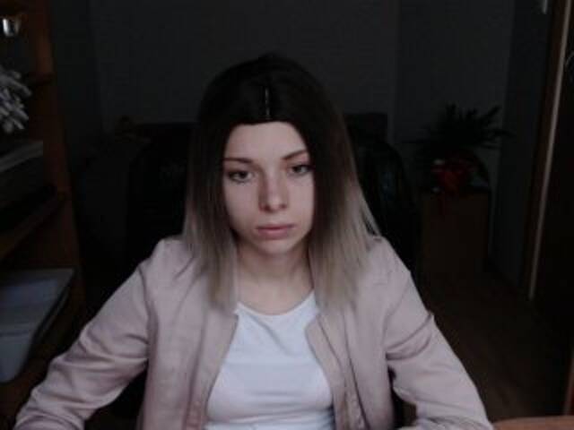 Екранни снимки на излъчване LucySmith