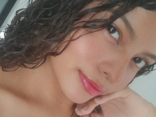 Еротичен видео чат LuluPeach069