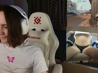 Еротичен видео чат LunaL0ve