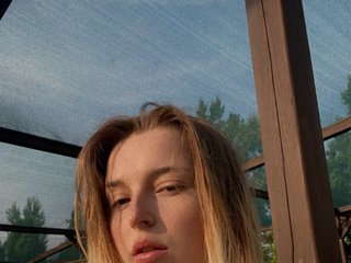 Еротичен видео чат LuniTunes