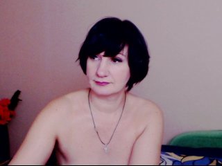 Екранни снимки на излъчване LuvBeonika