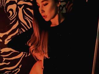 Еротичен видео чат LuxxurydiamonD