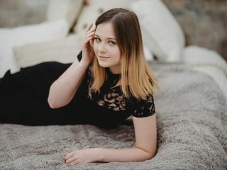 Еротичен видео чат LydiaAngel