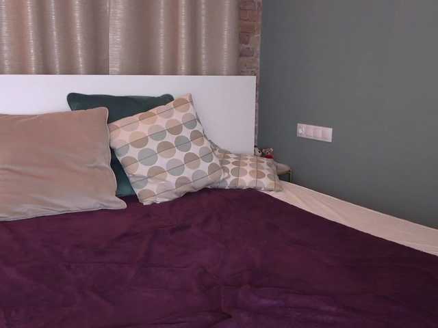 Екранни снимки на излъчване LynaFoxy