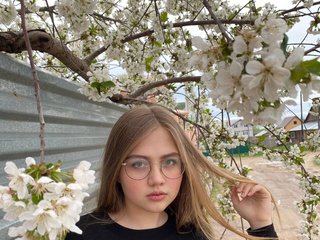 Еротичен видео чат maddykit
