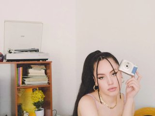 Еротичен видео чат Madisson-tay
