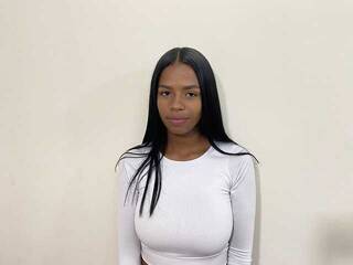 Еротичен видео чат MaiaChocolate