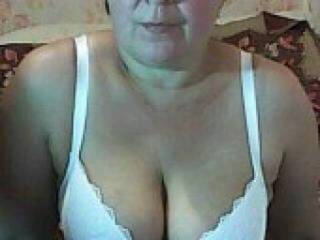 Еротичен видео чат maiykiss