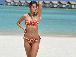 Еротичен видео чат MajaTheBee