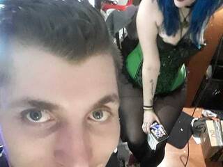 Еротичен видео чат Makehercremee