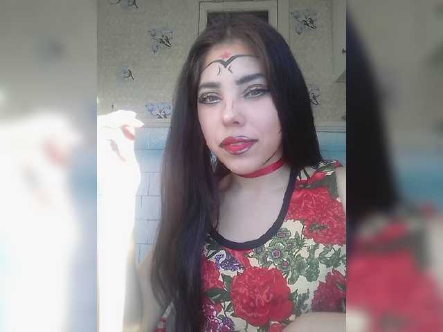 Екранни снимки на излъчване ManiMiss