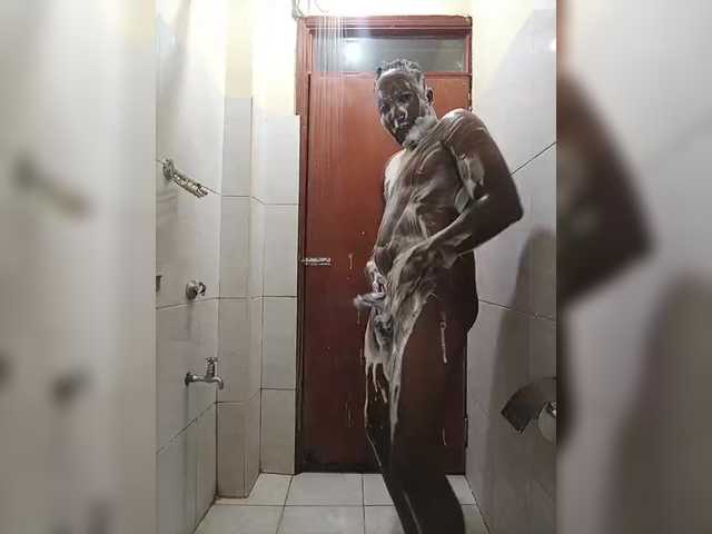 Екранни снимки на излъчване Manthicoh