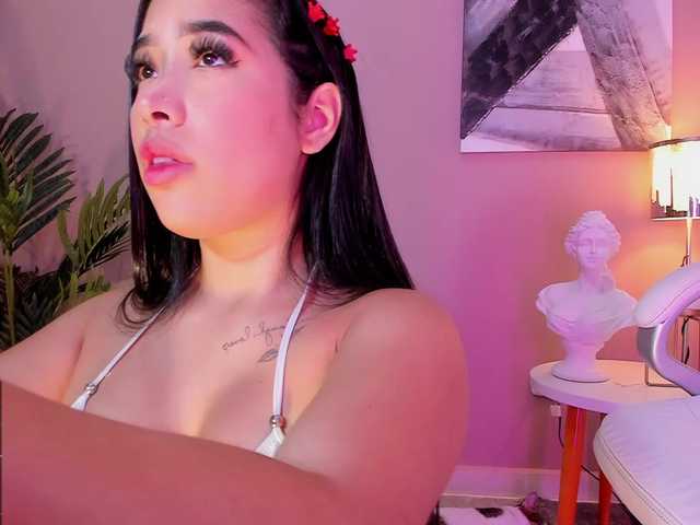 Снимки ManuelaFranco Your tongue will make me have a delicious vibe⭐ Fuckme at goal @remain ♥ @PVT Open ♥