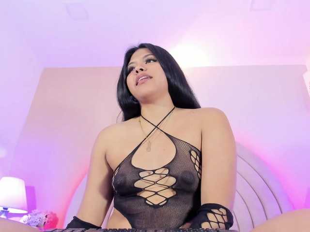 Екранни снимки на излъчване MarcelineTemptation