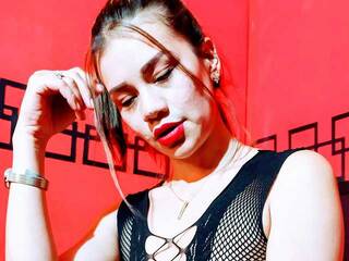 Еротичен видео чат MarcelMoans