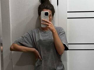 Еротичен видео чат Margo691