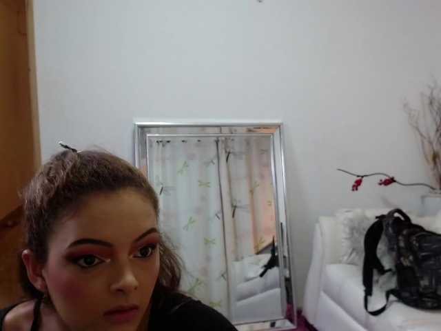 Екранни снимки на излъчване marianesantos