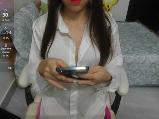 Еротичен видео чат MariidolAsian