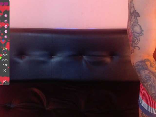 Екранни снимки на излъчване mark-chloe