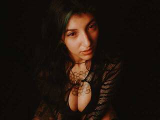 Еротичен видео чат Marllena