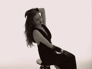 Еротичен видео чат MarlynAnderson