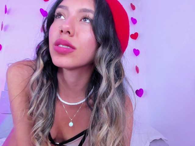 Екранни снимки на излъчване Martina-Magni