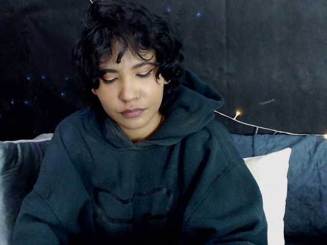 Екранни снимки на излъчване MaryRouss