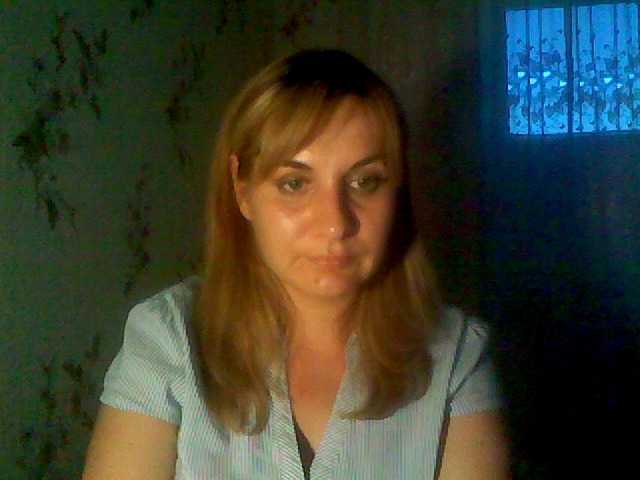 Екранни снимки на излъчване MarysQLove