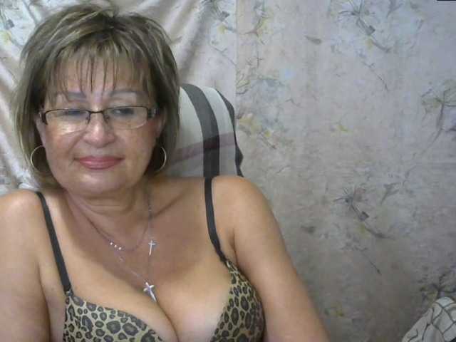 Снимки MatureLissa Who want to see mature pussy ? pls for @total English and German