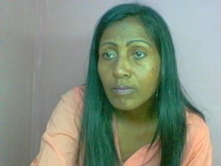 Екранни снимки на излъчване maturewoman