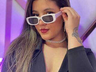 Еротичен видео чат Maya-Foxx1