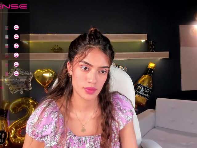 Екранни снимки на излъчване MayaRivera