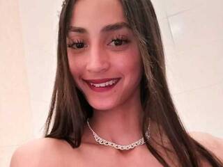 Еротичен видео чат Megan-Noha