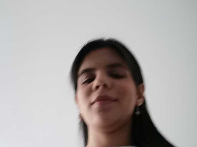 Екранни снимки на излъчване MELANYSUMMER