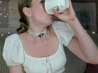 Еротичен видео чат Melodey