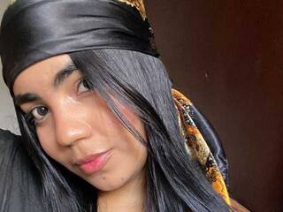 Еротичен видео чат melodiipierce1